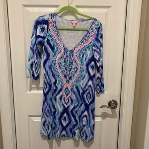 Lilly Pulitzer excellent condition. Very comfortable dress